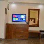 Royal Inn Residence