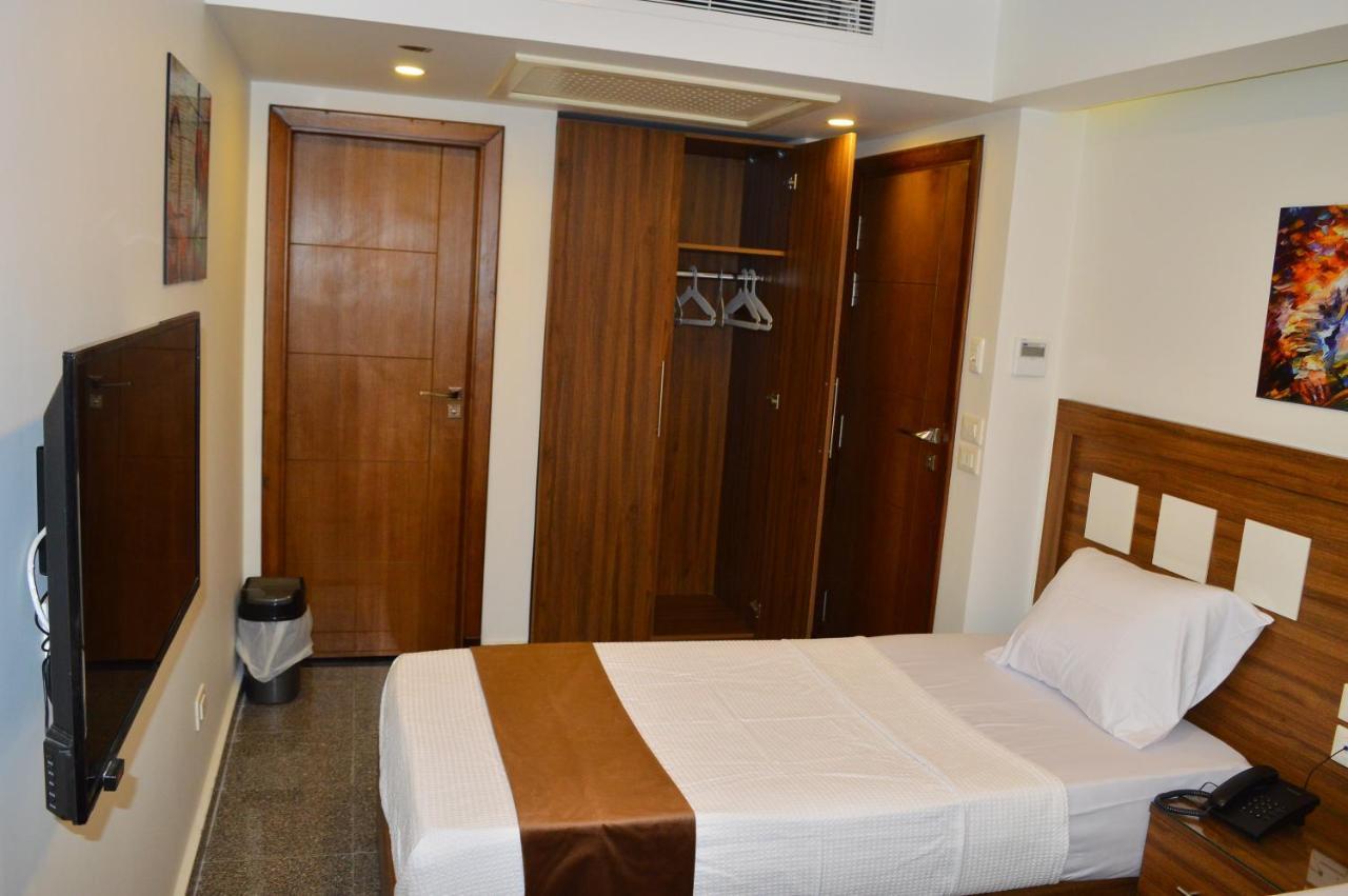 Hotel Royal 3*